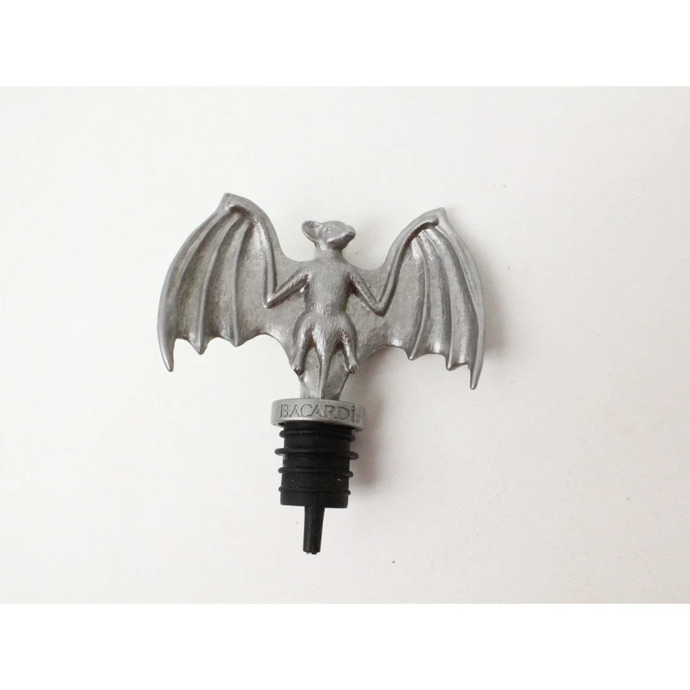 Bacardi Bat Liquor Rum Bottle Pourer Cork Stopper Shot Dispenser Halloween Party